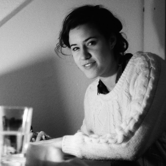 Meet your Posher, Lizzie - Picture 1 of 1